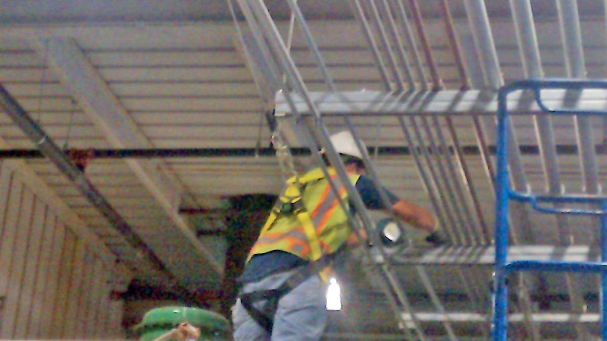 Single Point Fall Protection Anchors | Flexible Lifeline Systems